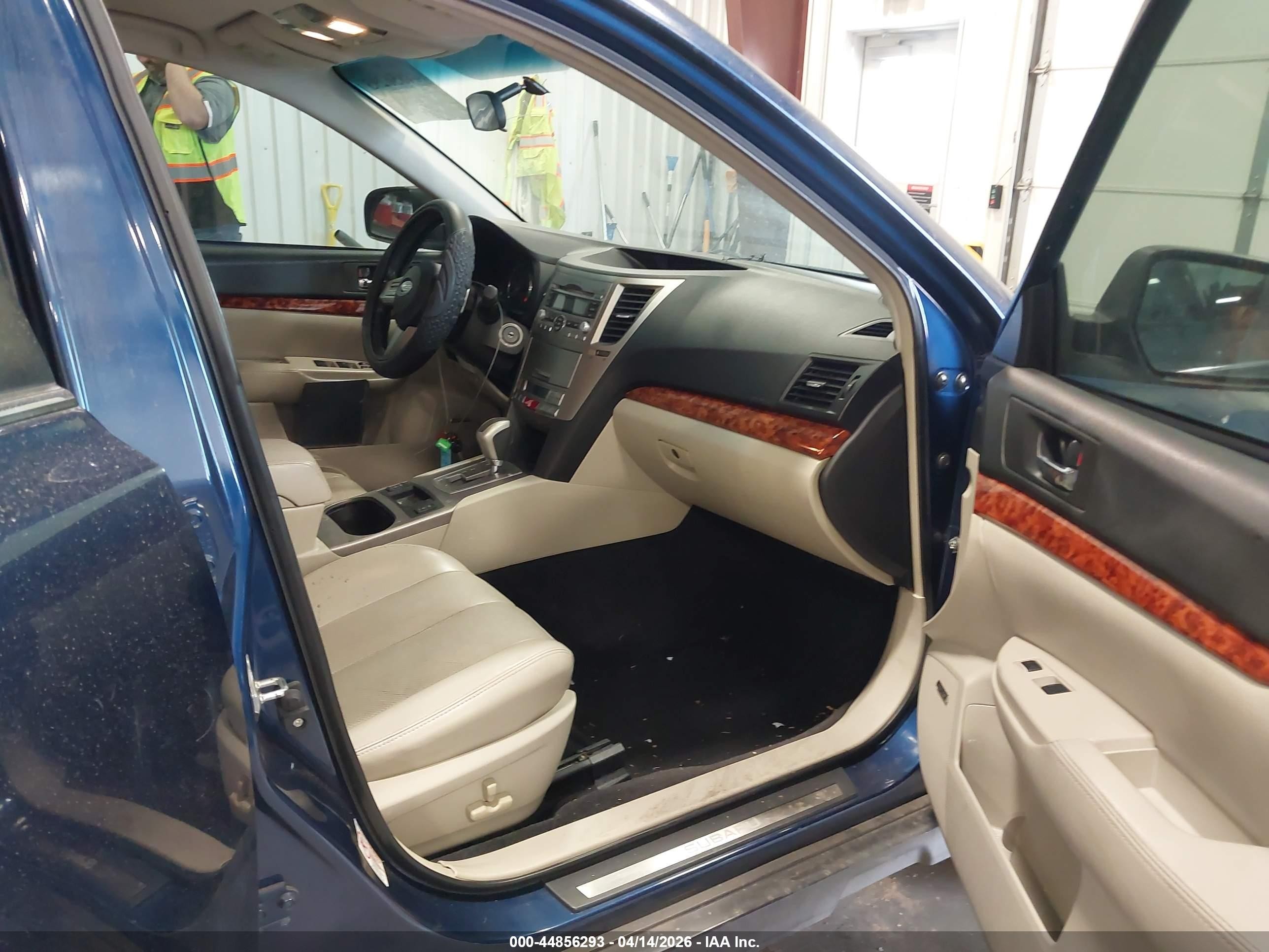 2011 Subaru Outback 3.6r Limited Blue vin: 4S4BREJC1B2321441