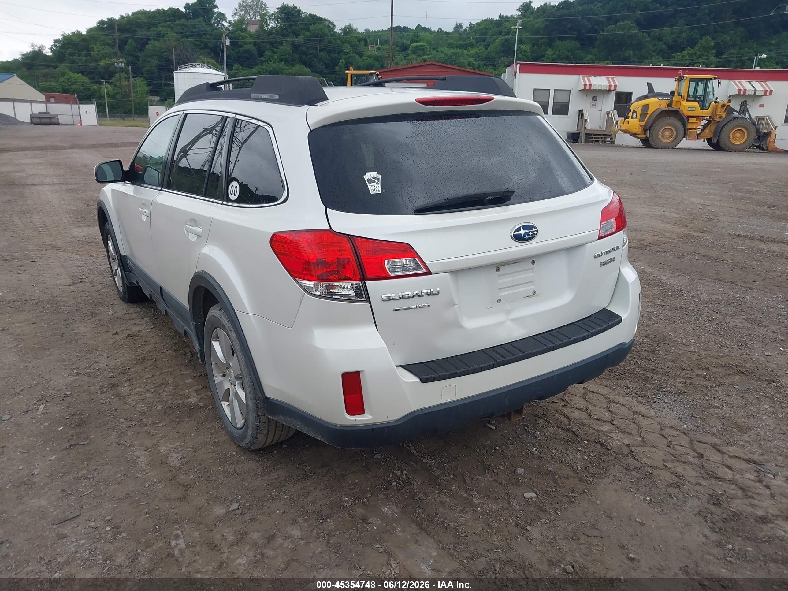 2010 Subaru Outback 3.6r Limited White vin: 4S4BREJCXA2316446