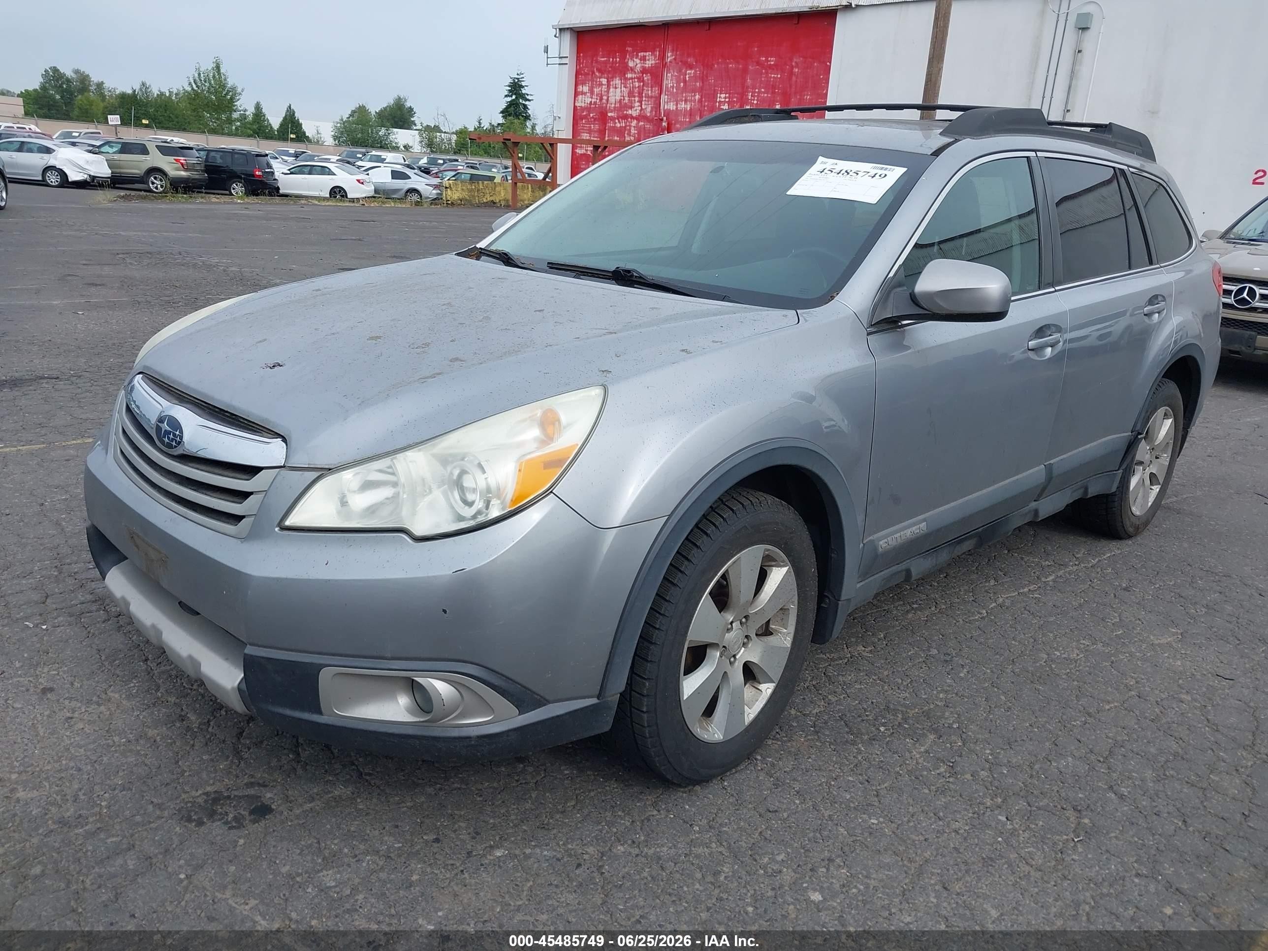 2010 Subaru Outback 3.6r Limited Silver vin: 4S4BREKCXA2362762