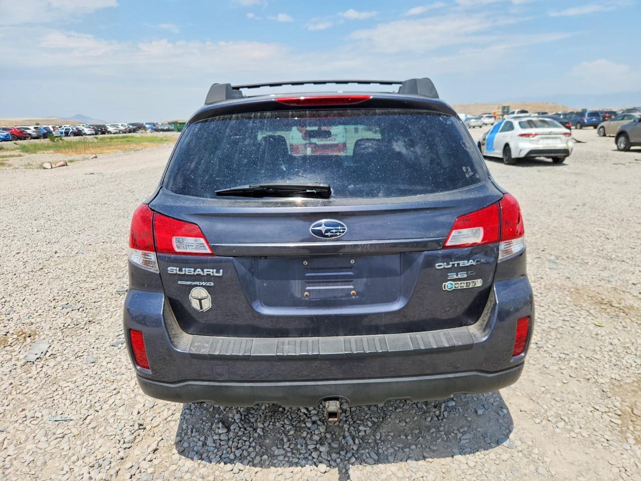 2010 Subaru Outback 3.6r Limited Charcoal vin: 4S4BRELC1A2349509