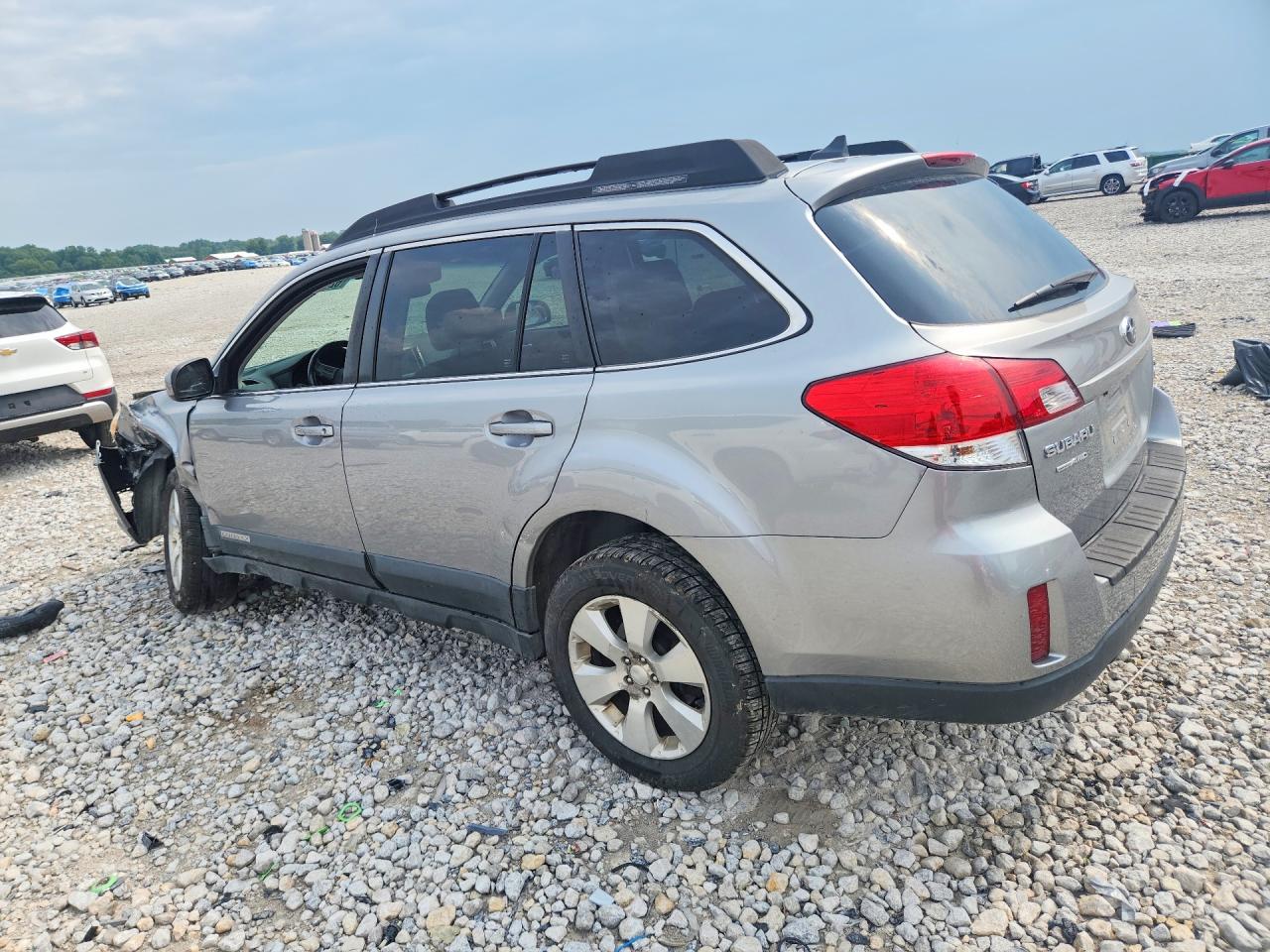 2011 Subaru Outback 3.6r Limited Silver vin: 4S4BRELC7B2350651