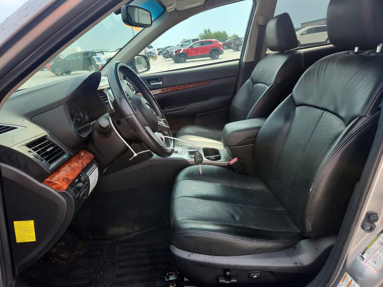 2011 Subaru Outback 3.6r Limited Silver vin: 4S4BRELC7B2350651