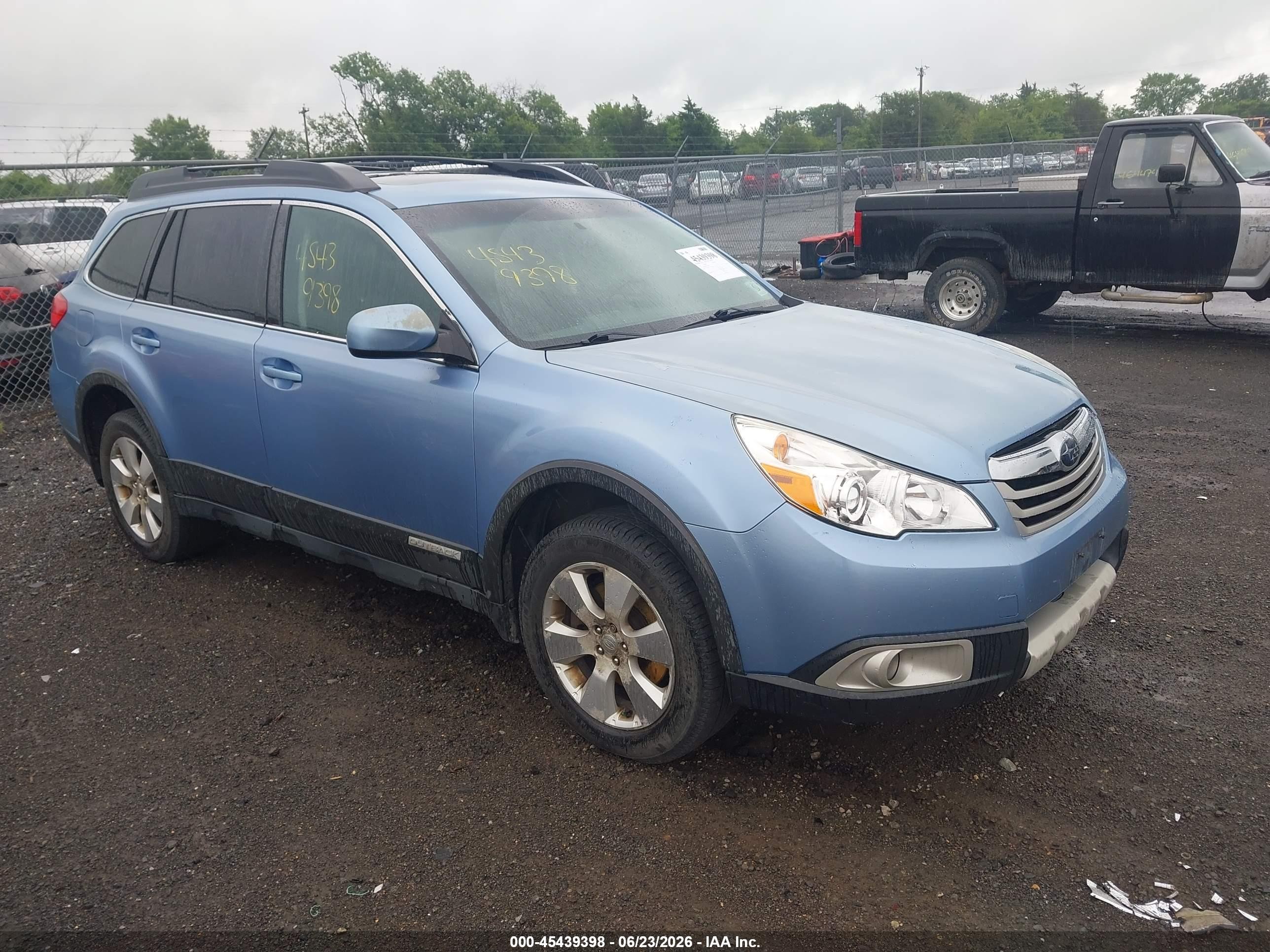 2010 Subaru Outback 3.6r Limited Blue vin: 4S4BRELC8A2362693