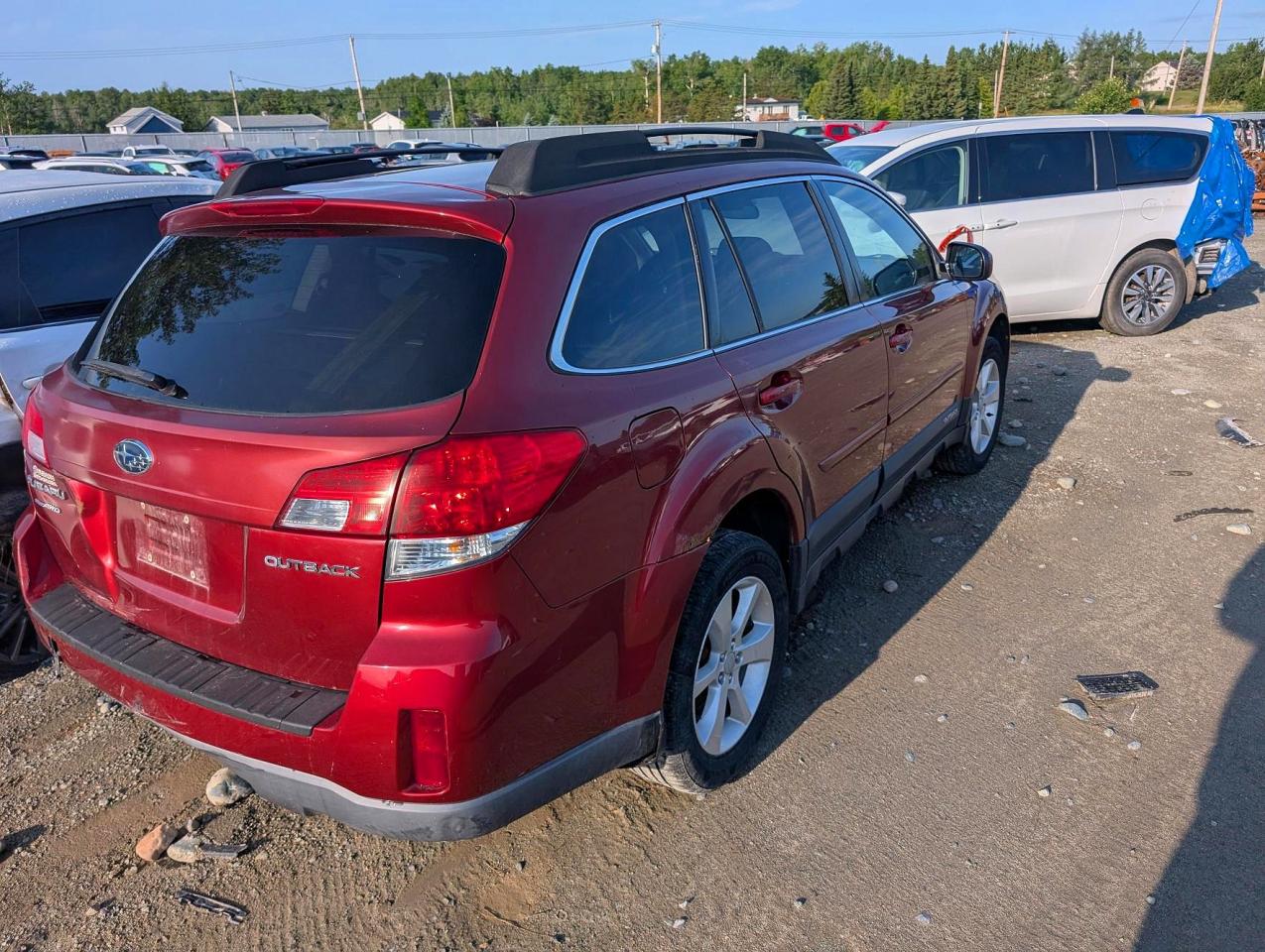 2013 Subaru Outback 2.5i Premium Red vin: 4S4BRGBC6D3281459