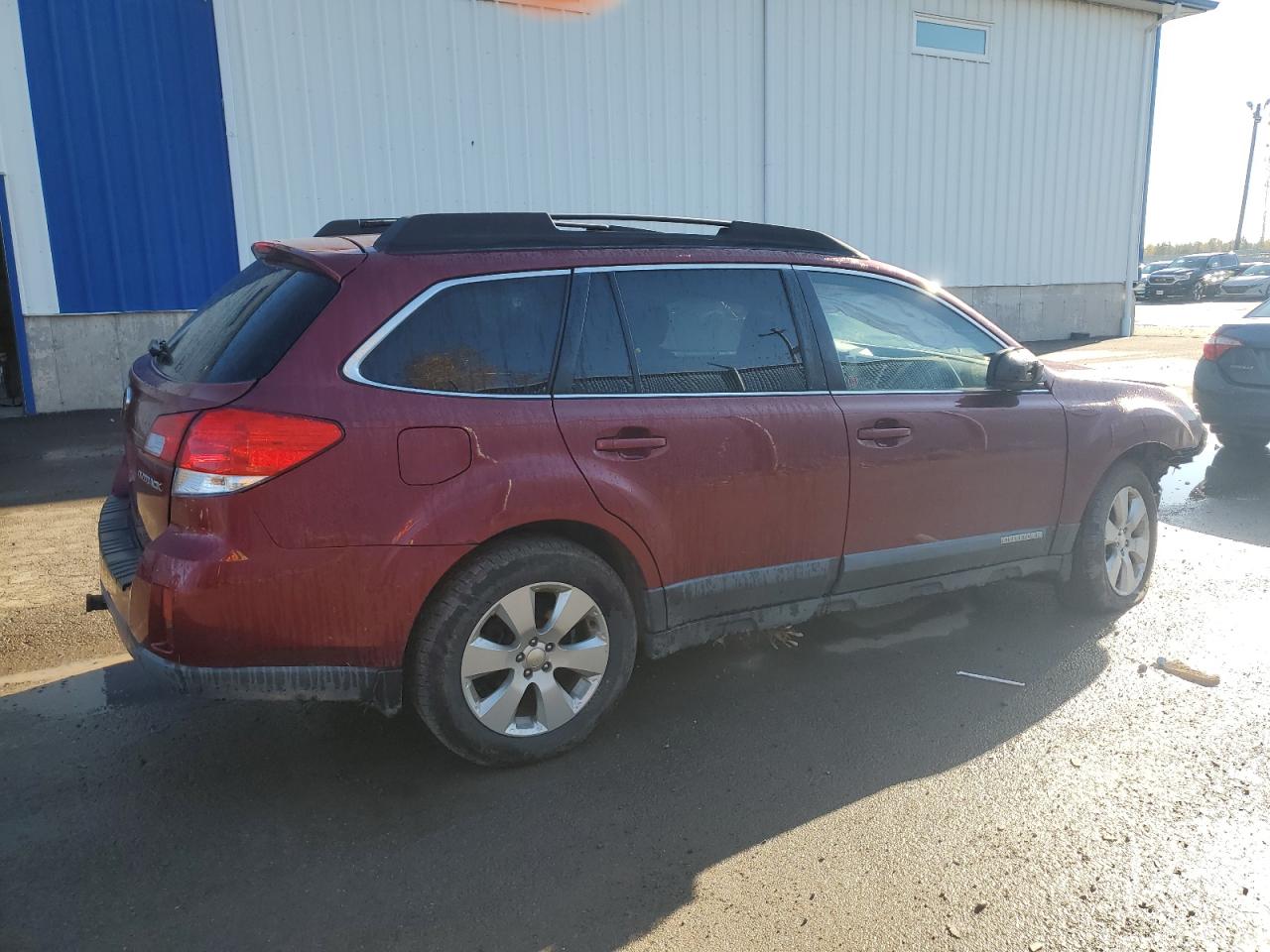 2012 Subaru Outback 2.5i Premium Red vin: 4S4BRGGC6C3265043