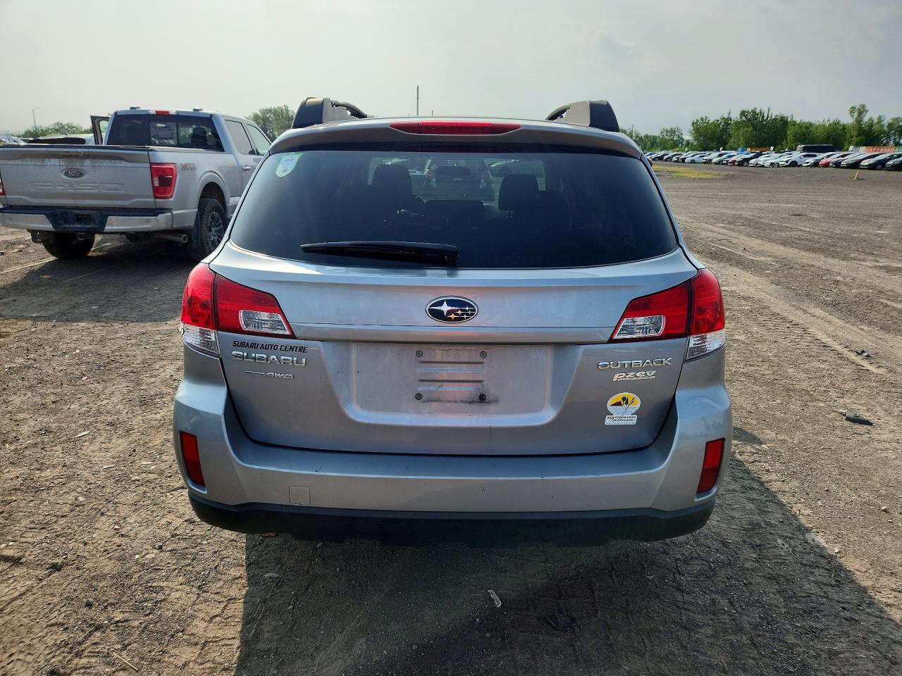 2010 Subaru Outback 2.5i Premium Серебряный vin: 4S4BRHBC9A3365809