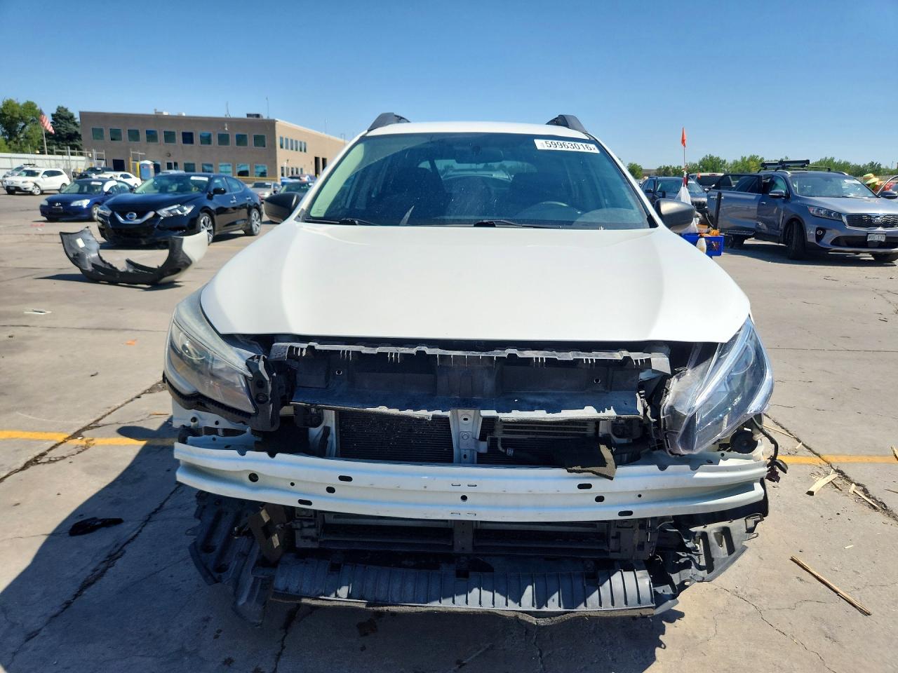 2018 Subaru Outback 2.5i White vin: 4S4BSAAC0J3392846