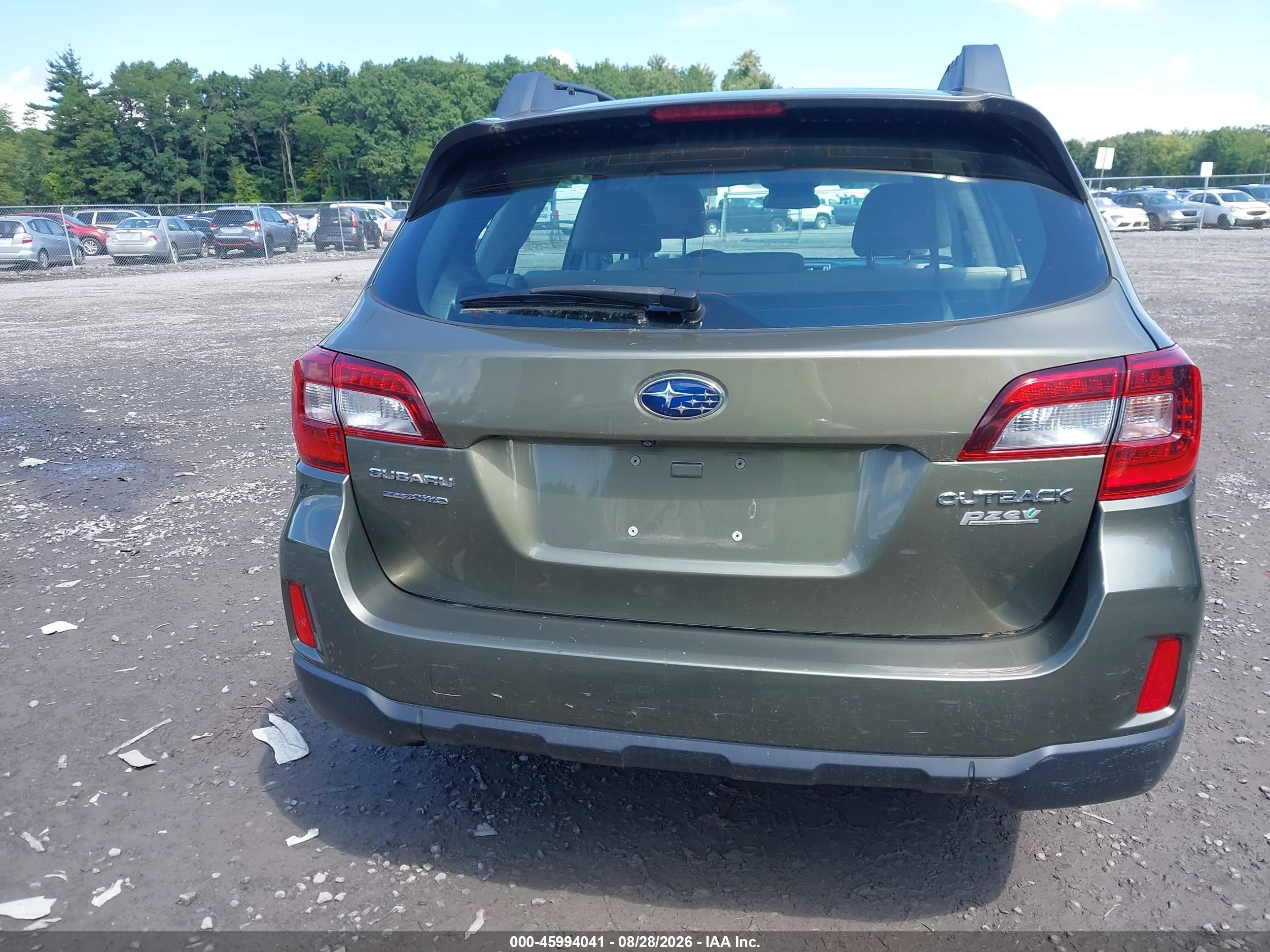 2015 Subaru Outback 2.5i Green vin: 4S4BSAAC2F3218204