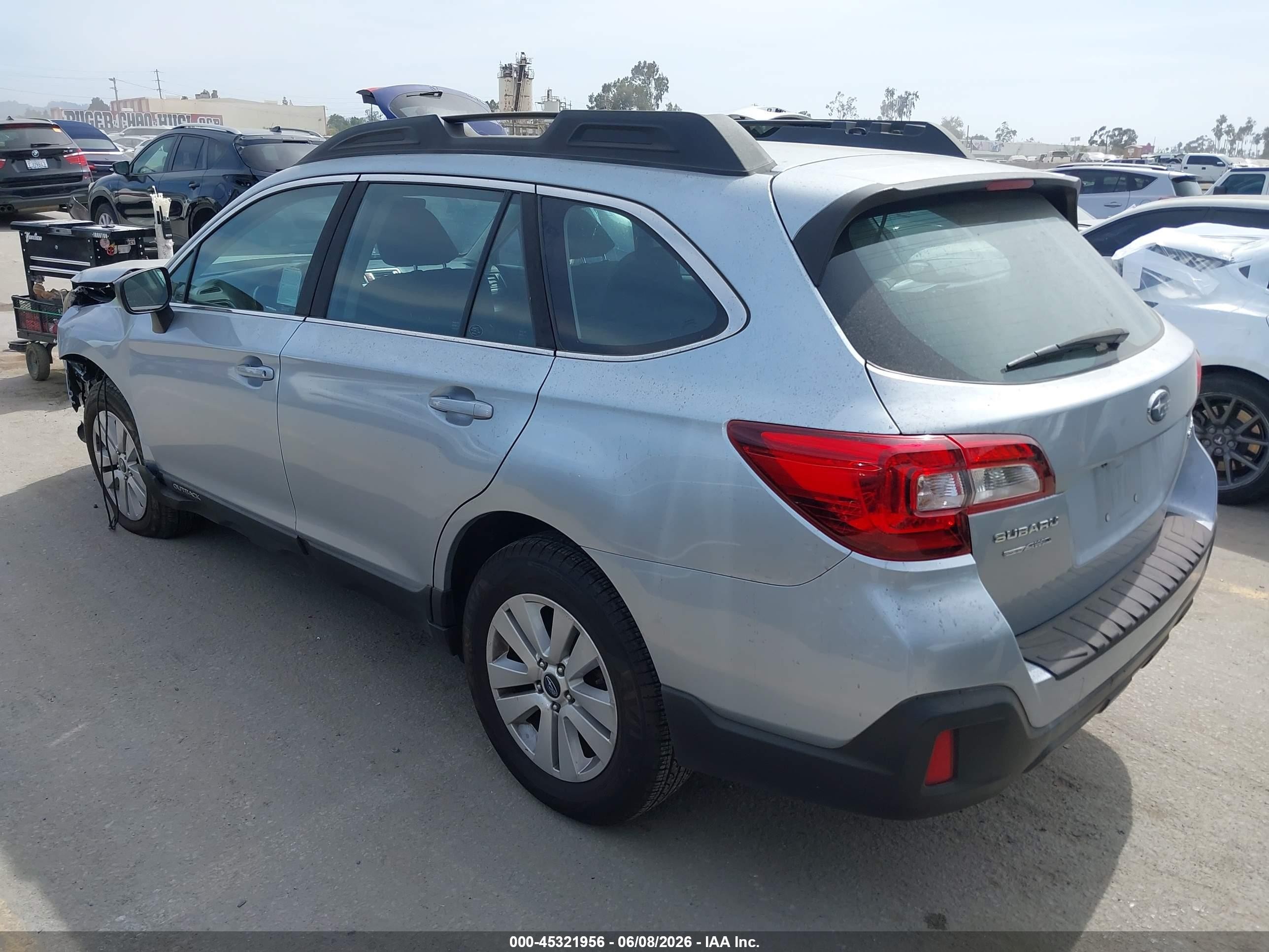 2018 Subaru Outback 2.5i Light Blue vin: 4S4BSAAC2J3329053
