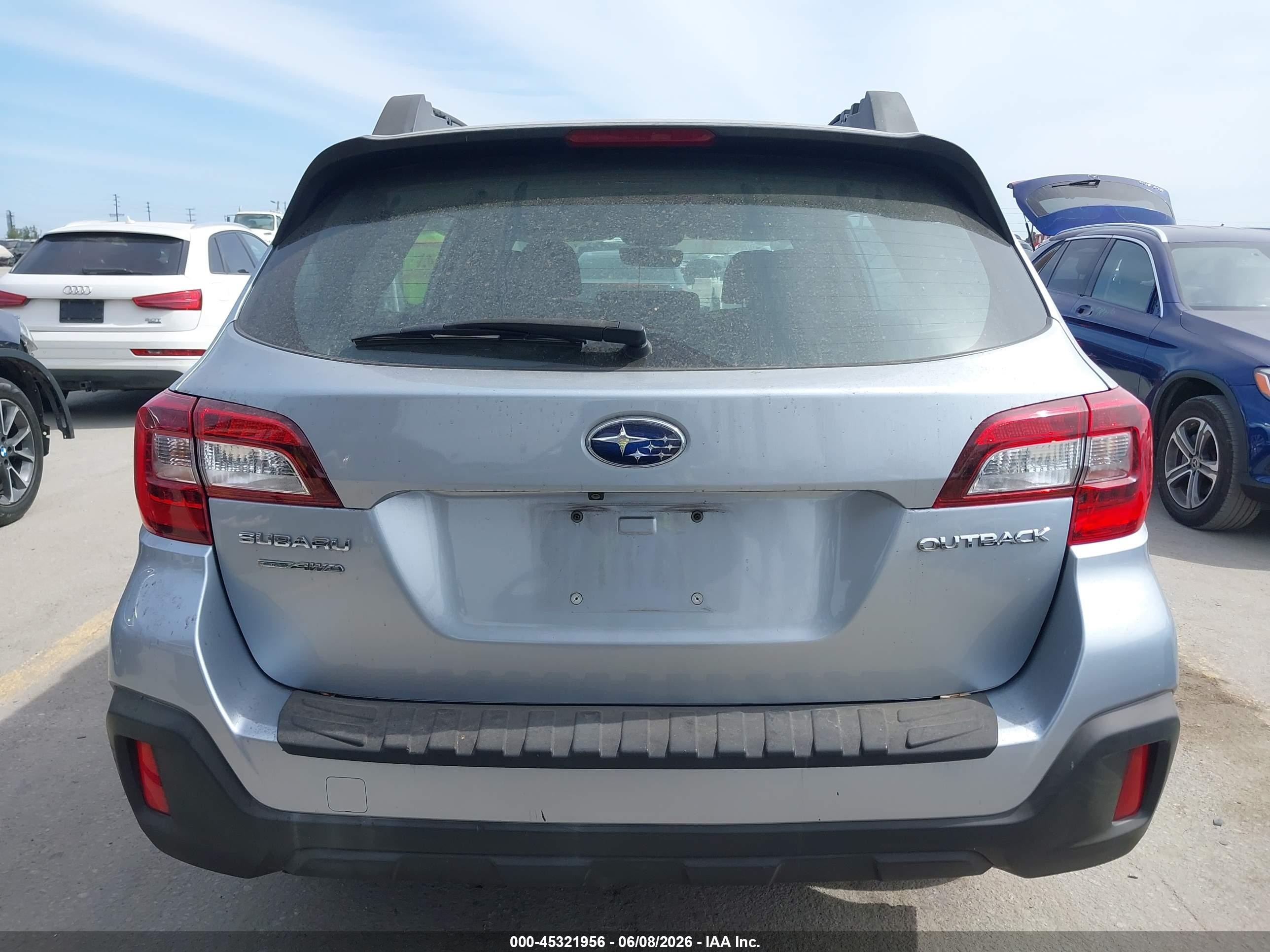2018 Subaru Outback 2.5i Light Blue vin: 4S4BSAAC2J3329053