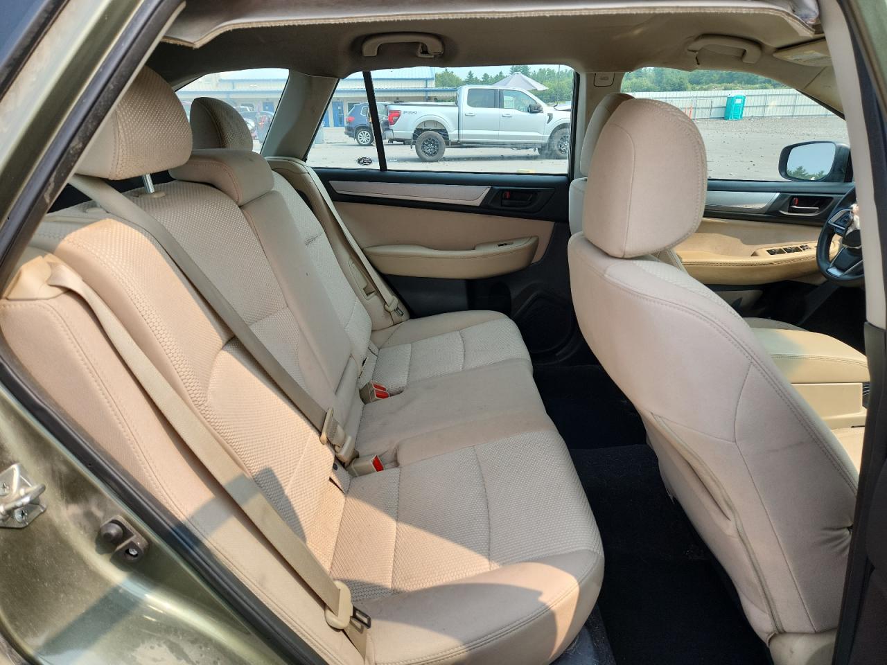 2018 Subaru Outback 2.5i Green vin: 4S4BSAAC7J3260862