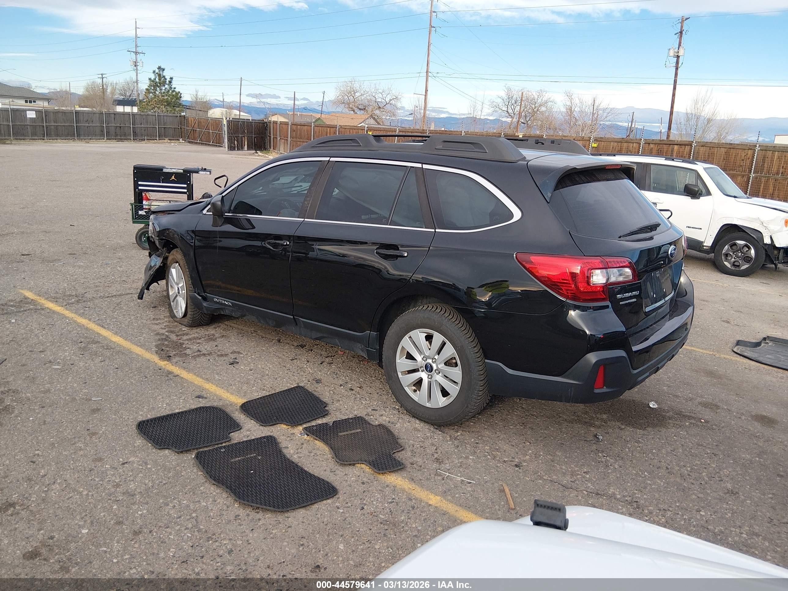 2018 Subaru Outback 2.5i Black vin: 4S4BSAAC7J3315262