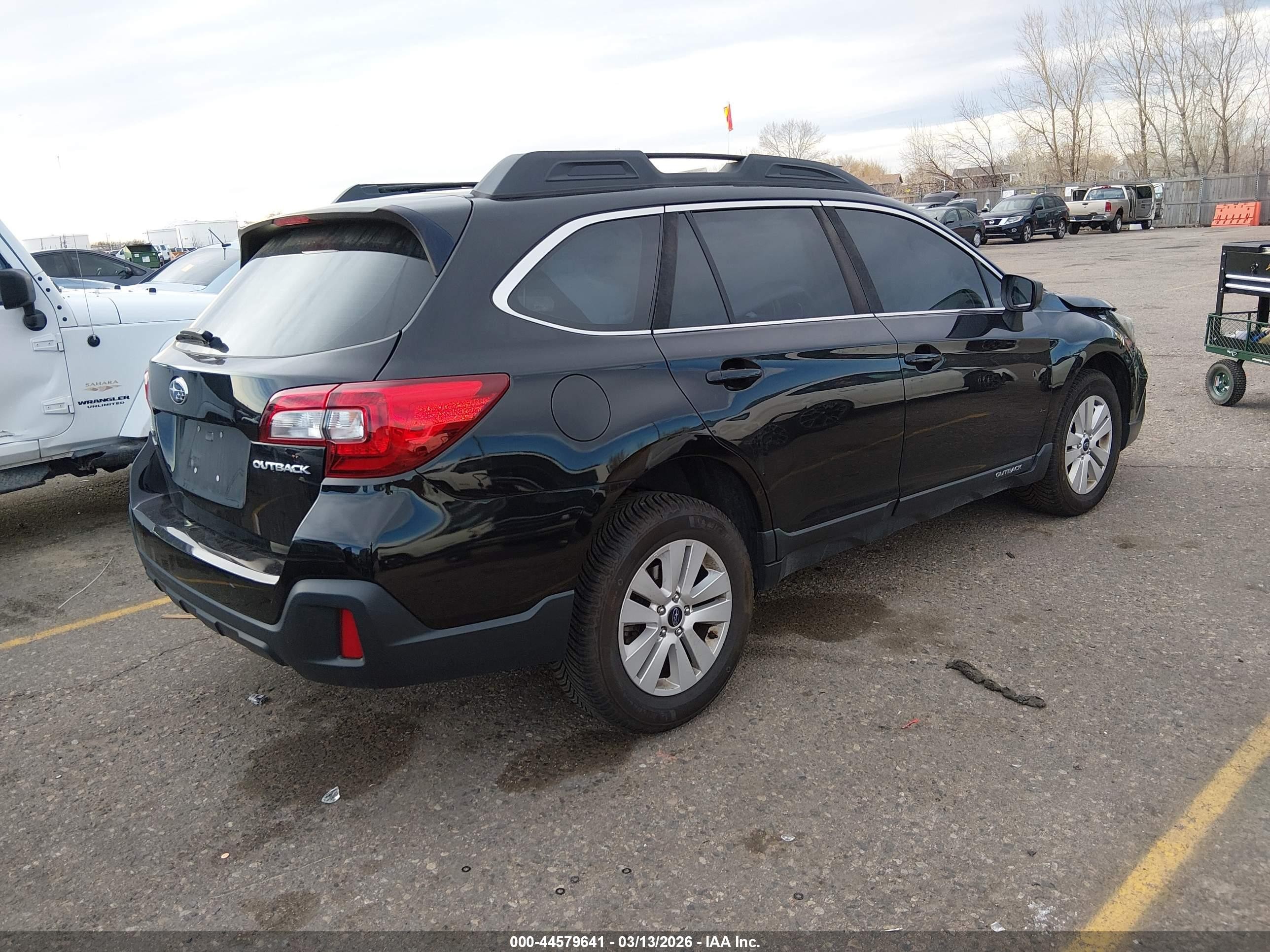 2018 Subaru Outback 2.5i Black vin: 4S4BSAAC7J3315262