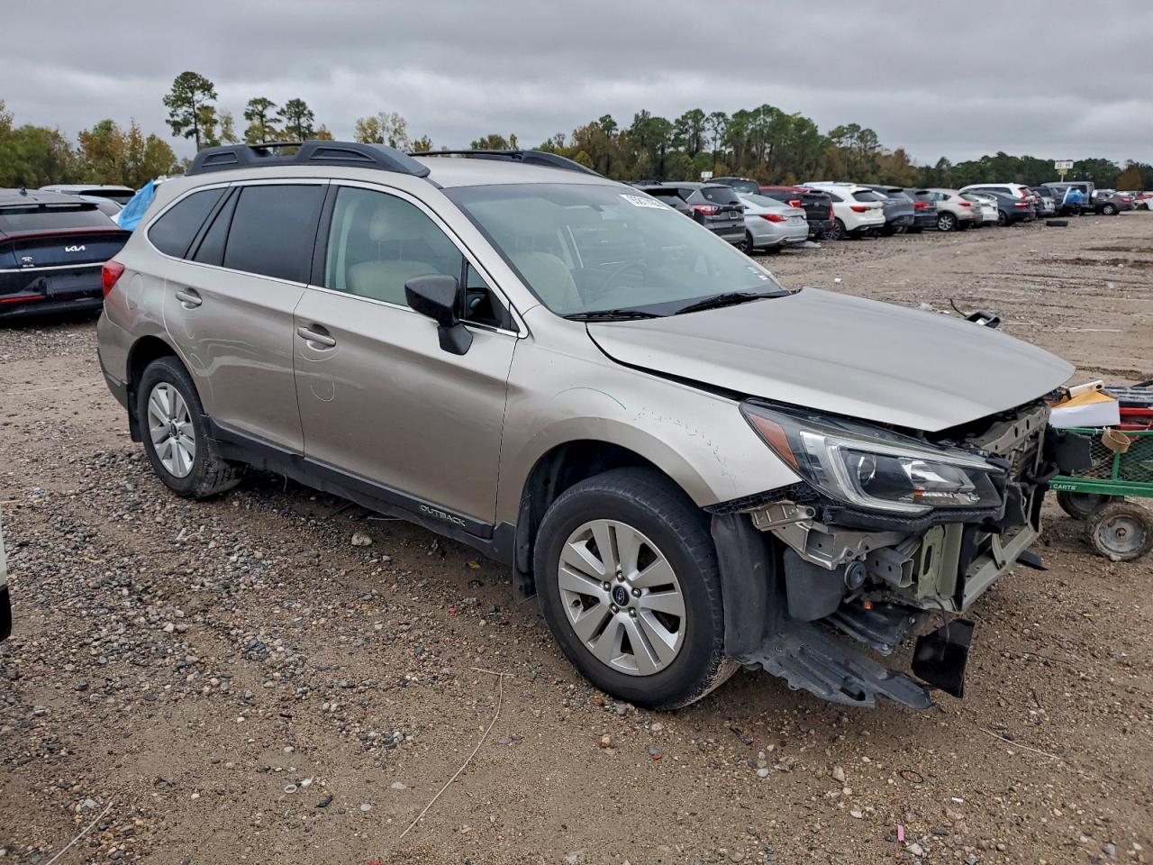 2018 Subaru Outback 2.5i Gold vin: 4S4BSAAC8J3375146