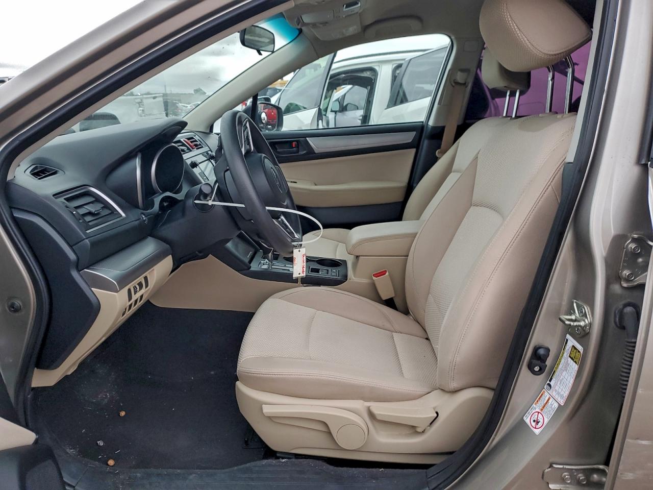 2018 Subaru Outback 2.5i Gold vin: 4S4BSAAC8J3375146