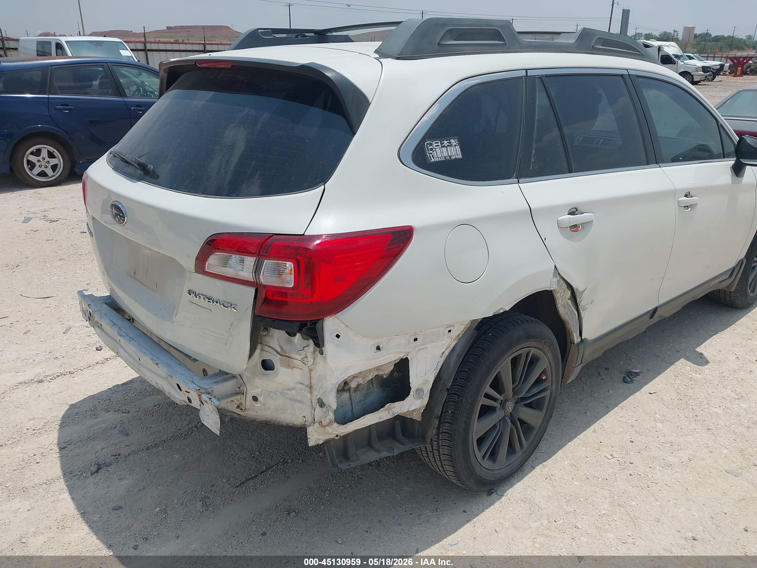 2015 Subaru Outback 2.5i White vin: 4S4BSAAC9F3252186