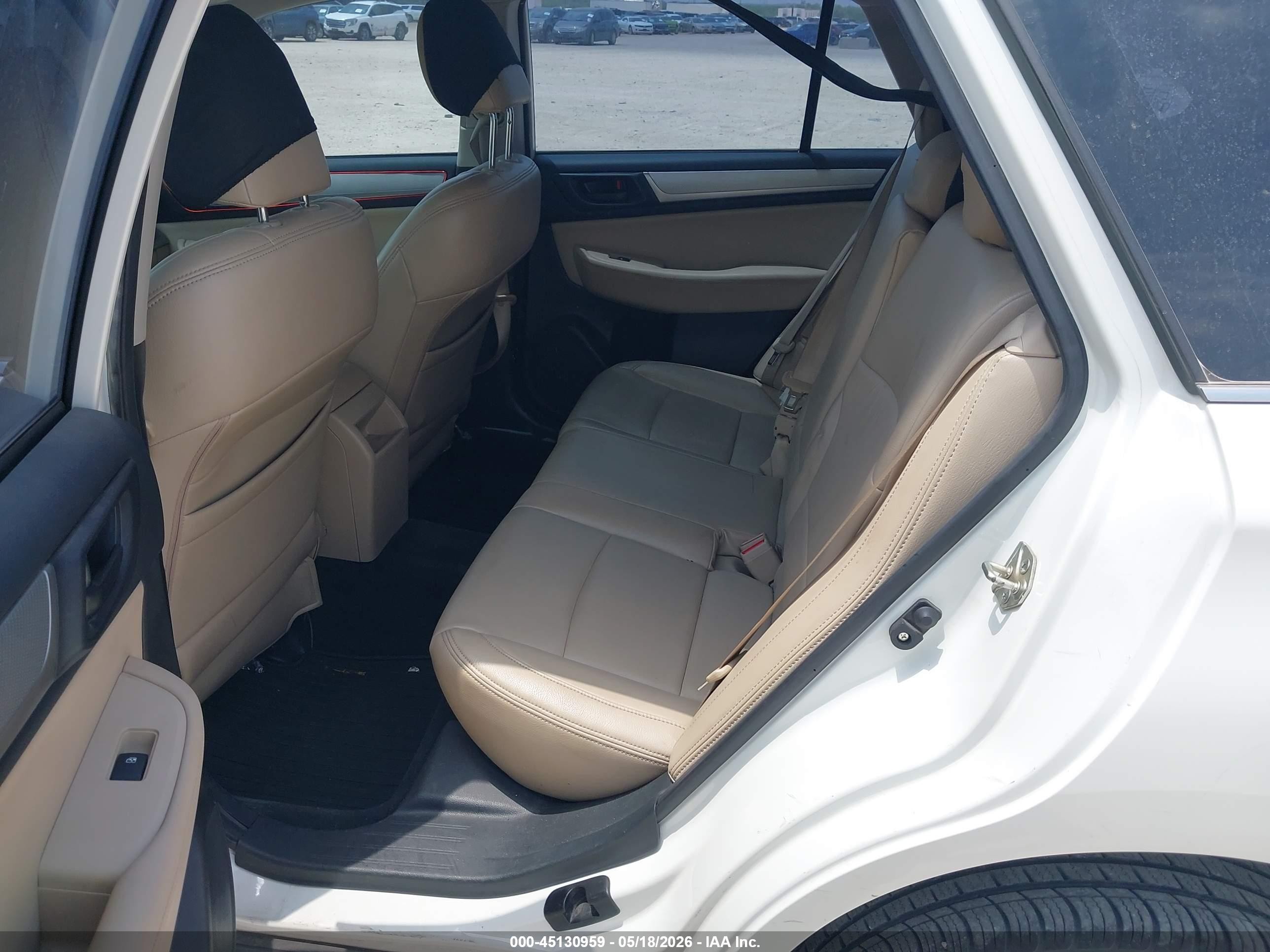 2015 Subaru Outback 2.5i White vin: 4S4BSAAC9F3252186