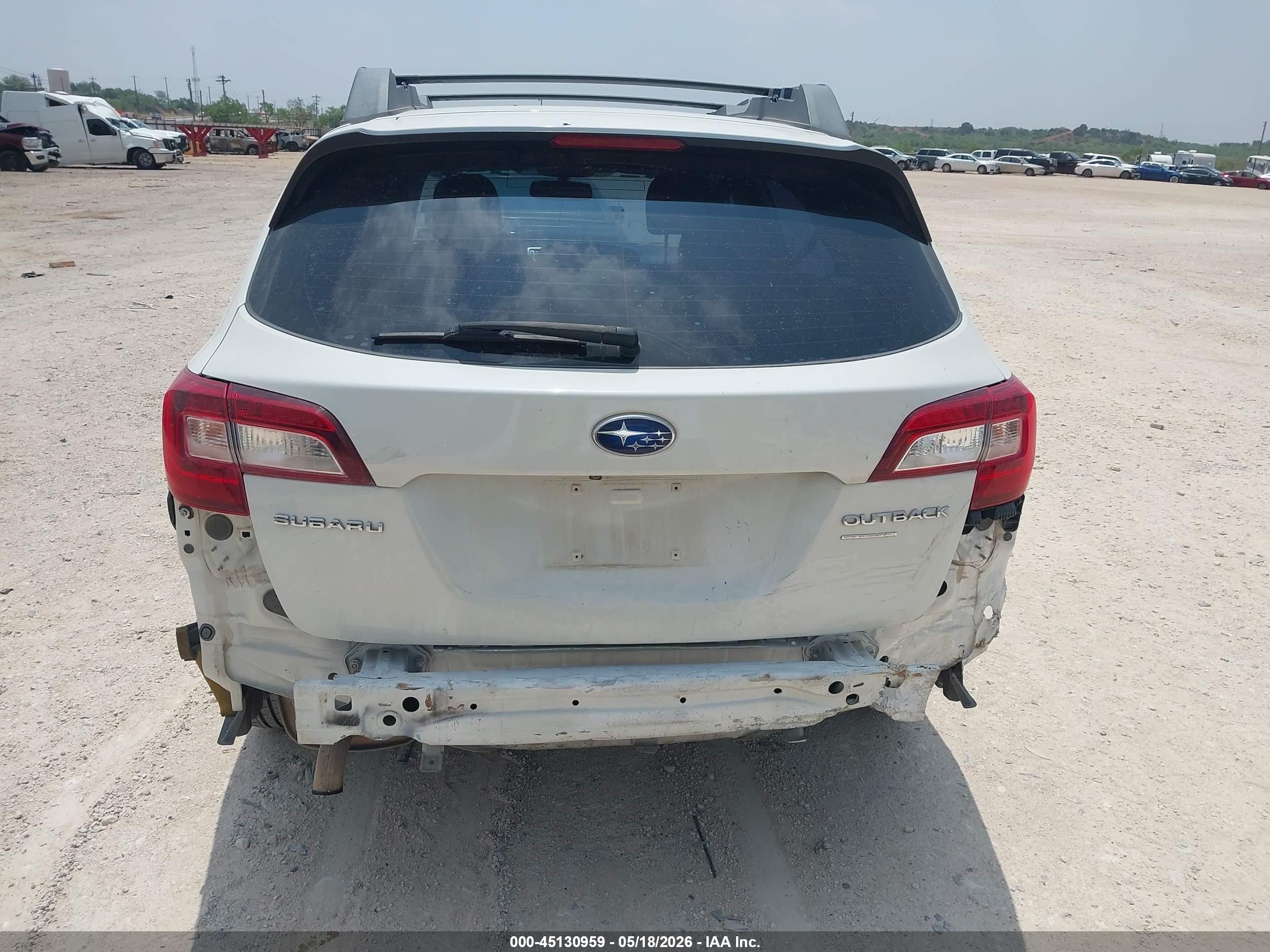 2015 Subaru Outback 2.5i White vin: 4S4BSAAC9F3252186