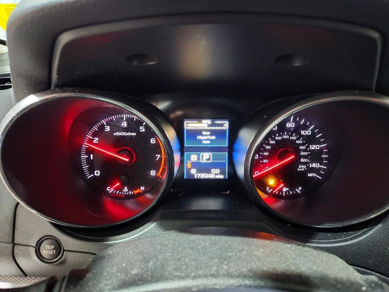 2015 Subaru Outback 2.5i Серебряный vin: 4S4BSAACXF3309656