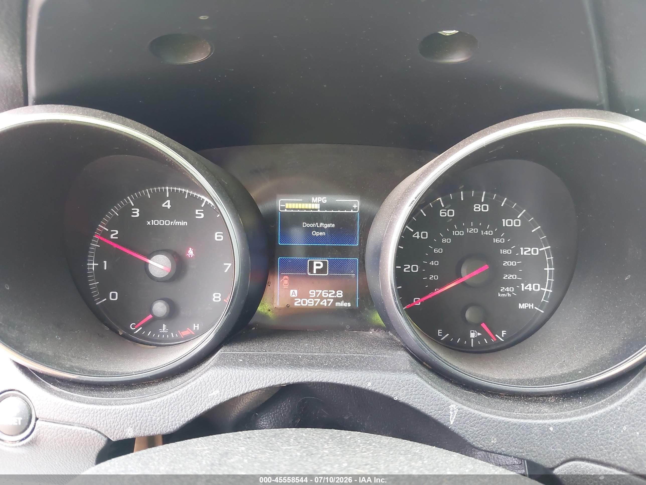 2017 Subaru Outback 2.5i Серебряный vin: 4S4BSAACXH3396543
