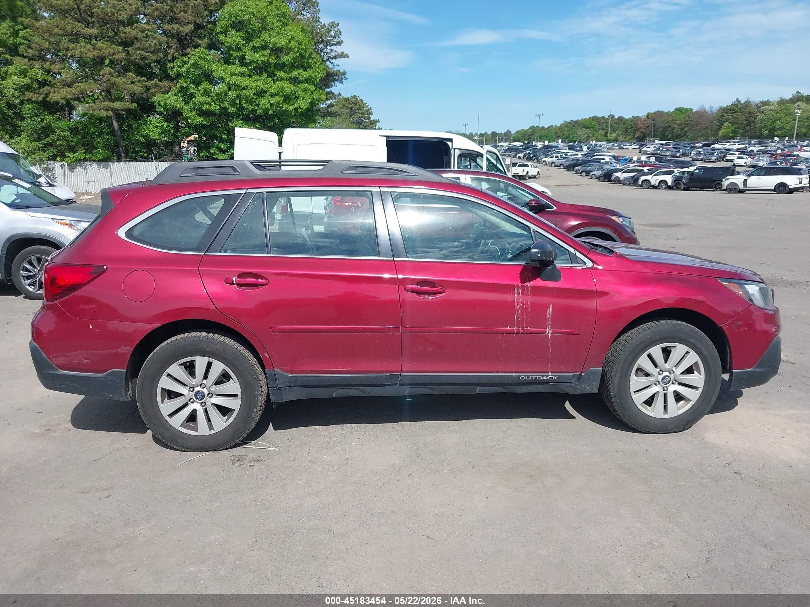 2019 Subaru Outback 2.5i Red vin: 4S4BSABC3K3389357
