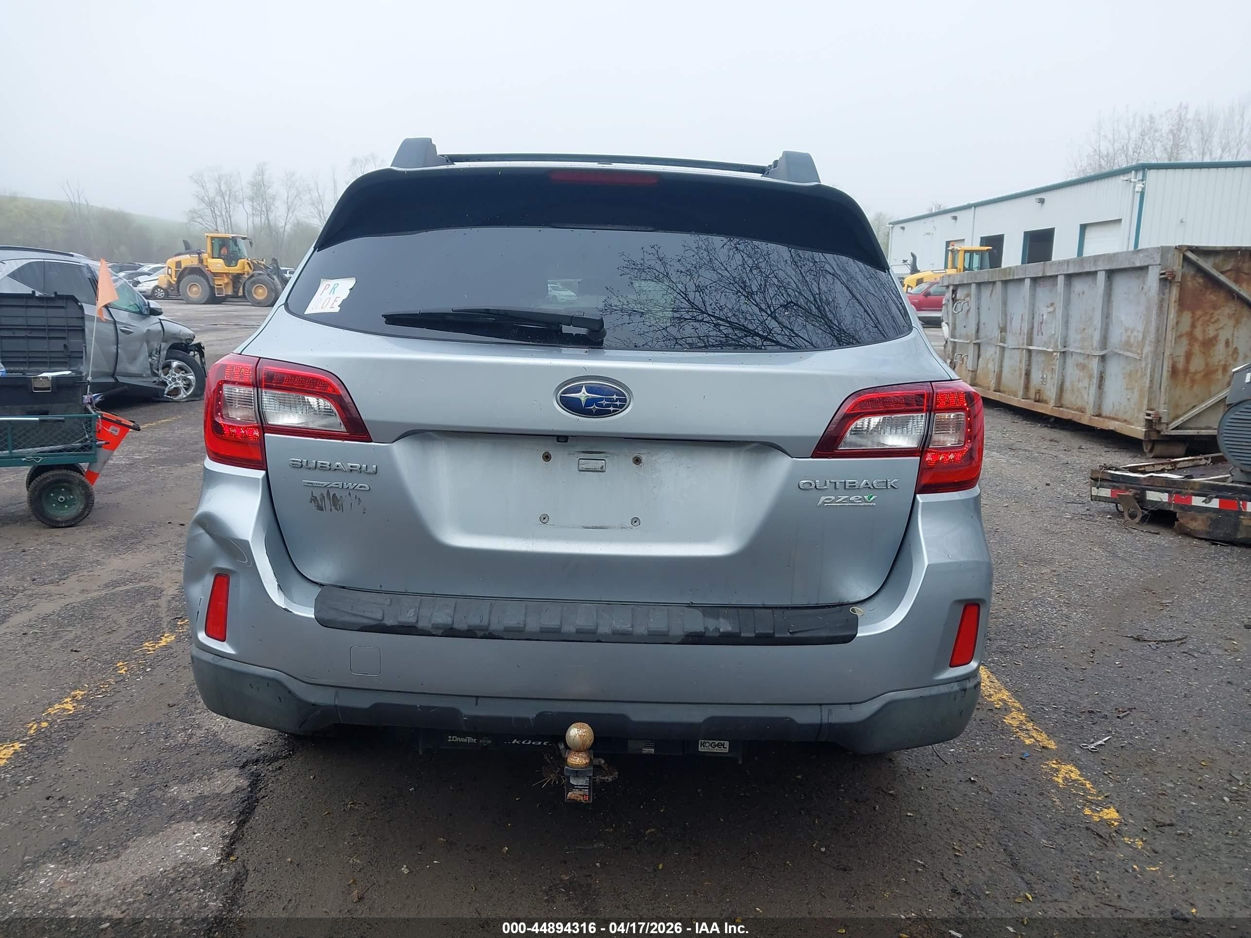 2015 Subaru Outback 2.5i Premium Silver vin: 4S4BSACC0F3210129