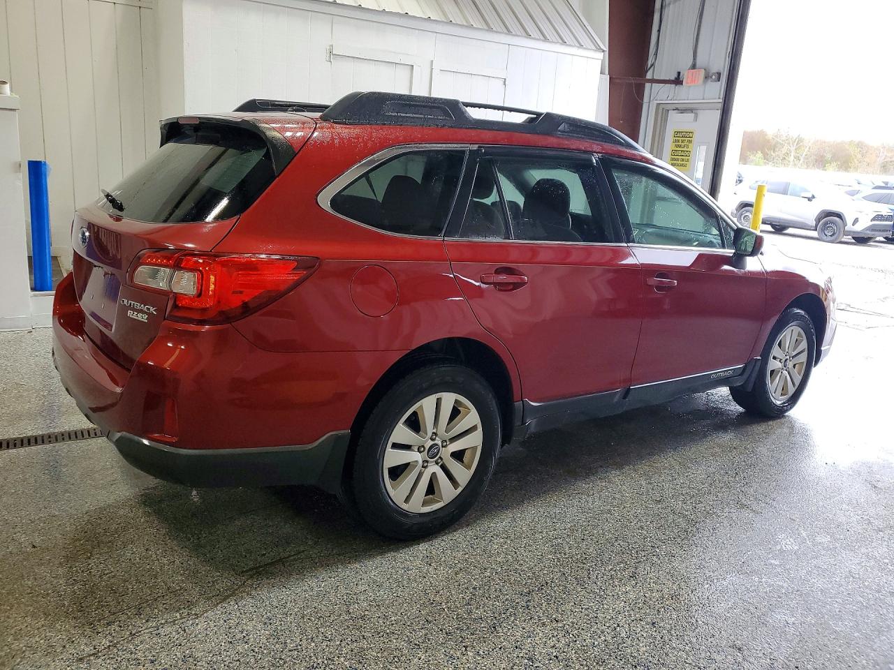 2015 Subaru Outback 2.5i Premium Burgundy vin: 4S4BSACC0F3253076