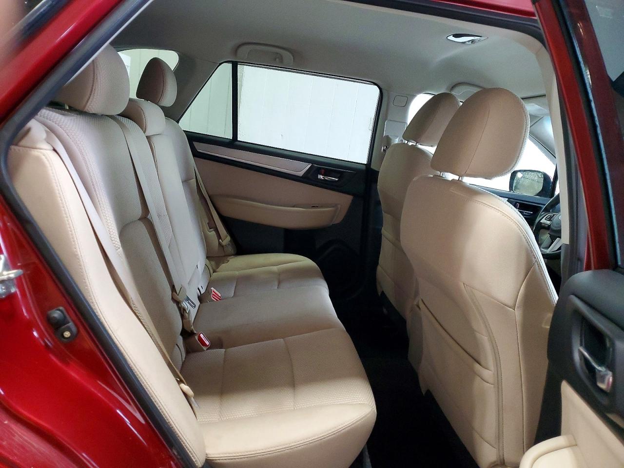 2015 Subaru Outback 2.5i Premium Burgundy vin: 4S4BSACC0F3253076
