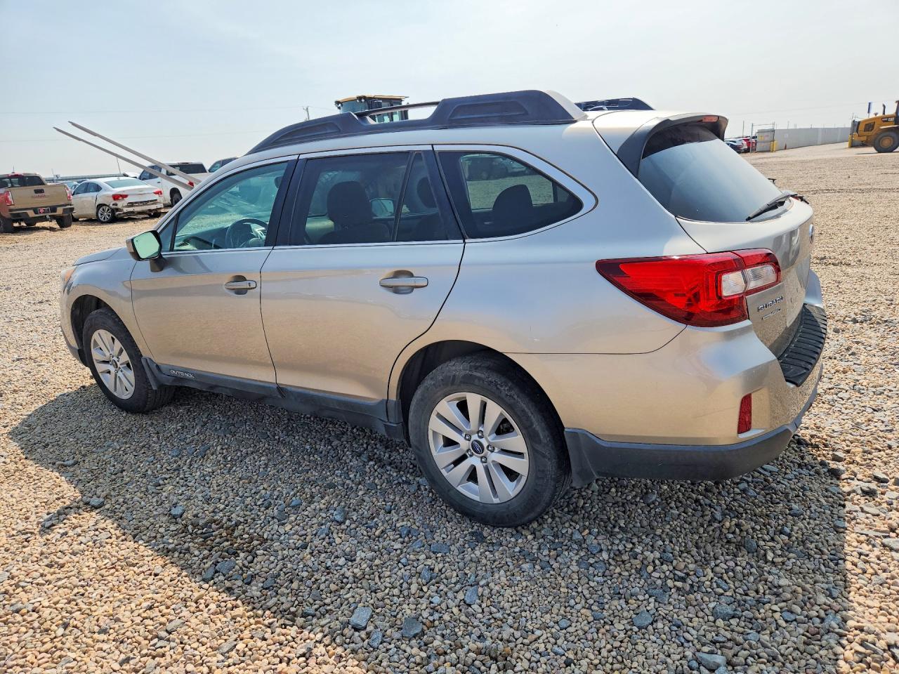 2015 Subaru Outback 2.5i Premium Silver vin: 4S4BSACC0F3266832