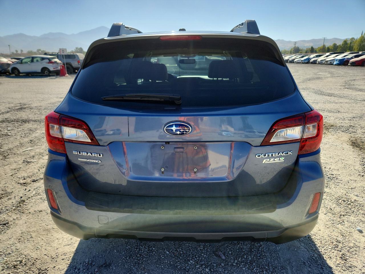 2015 Subaru Outback 2.5i Premium Синий vin: 4S4BSACC1F3216568