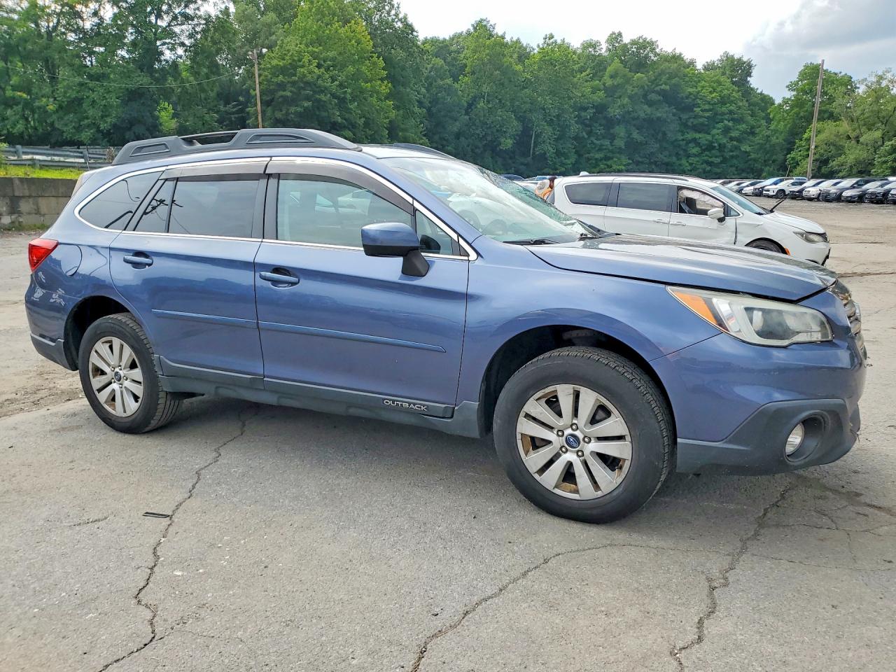 2015 Subaru Outback 2.5i Premium Blue vin: 4S4BSACC1F3255581