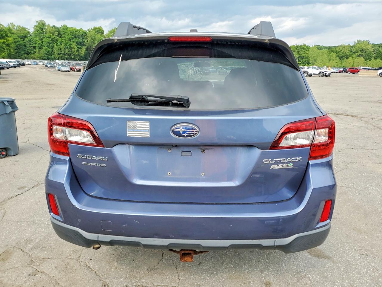 2015 Subaru Outback 2.5i Premium Blue vin: 4S4BSACC1F3255581