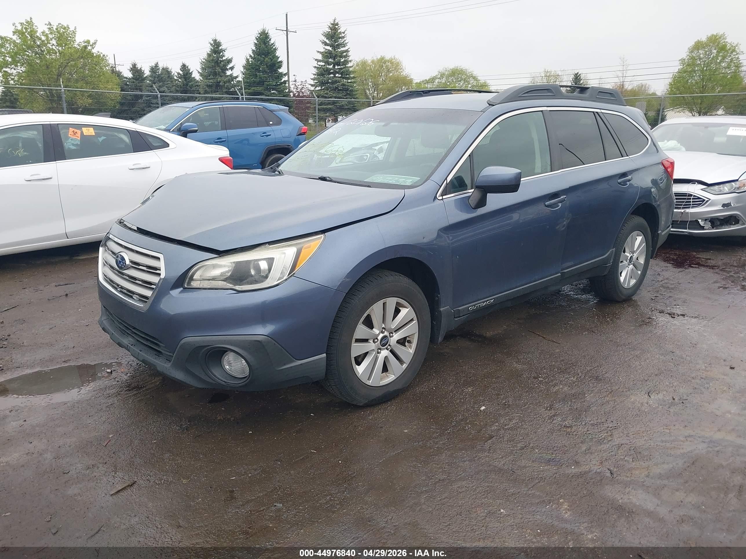 2015 Subaru Outback 2.5i Premium Blue vin: 4S4BSACC1F3260912