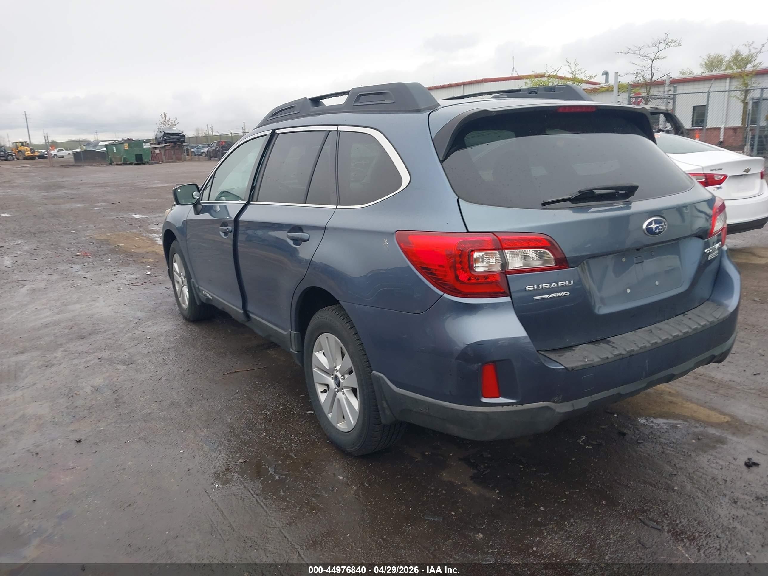 2015 Subaru Outback 2.5i Premium Blue vin: 4S4BSACC1F3260912