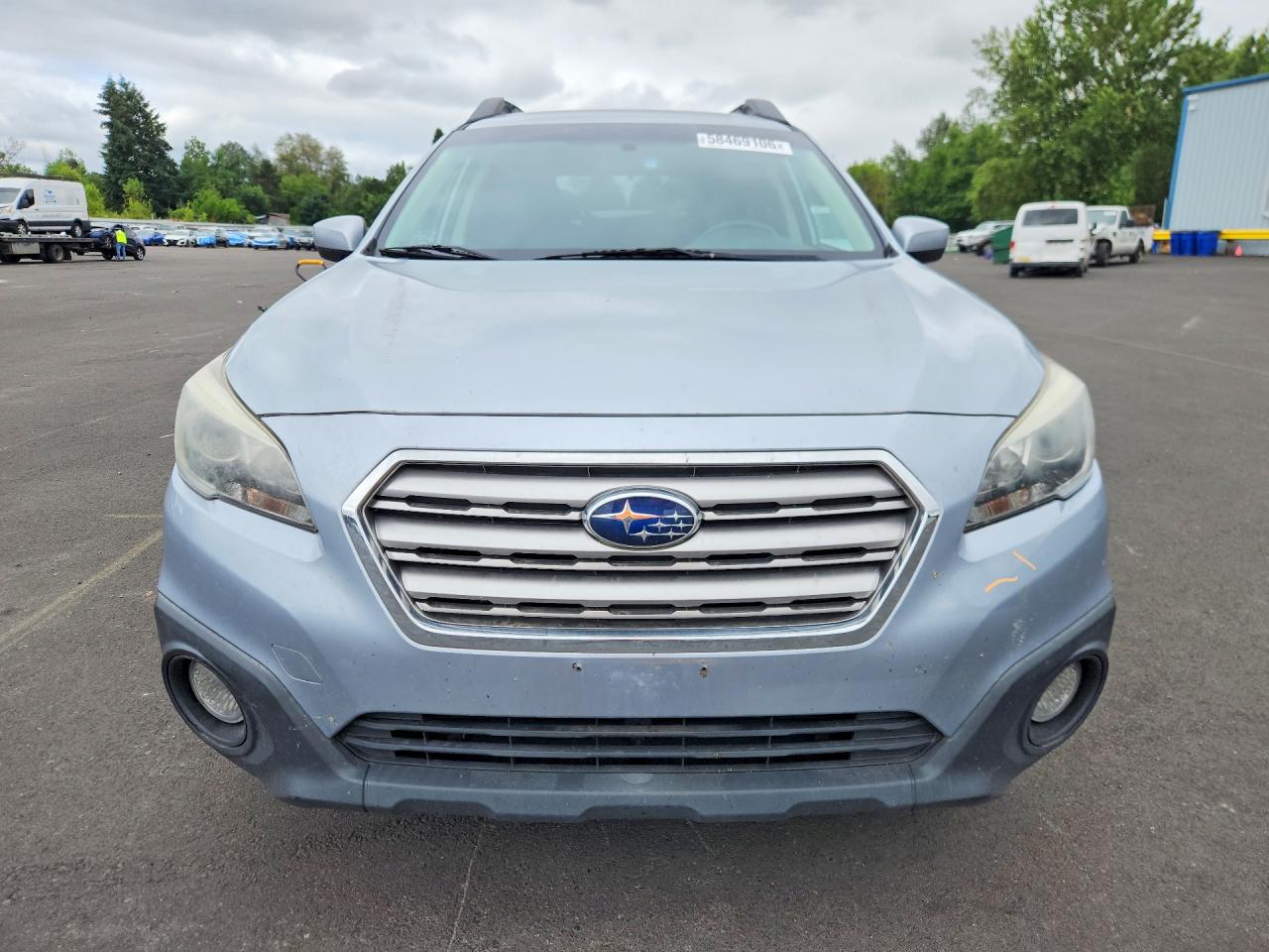 2015 Subaru Outback 2.5i Premium Silver vin: 4S4BSACC1F3335527