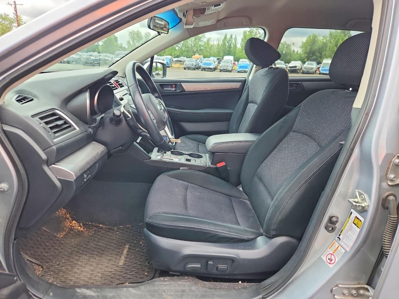 2015 Subaru Outback 2.5i Premium Silver vin: 4S4BSACC1F3335527