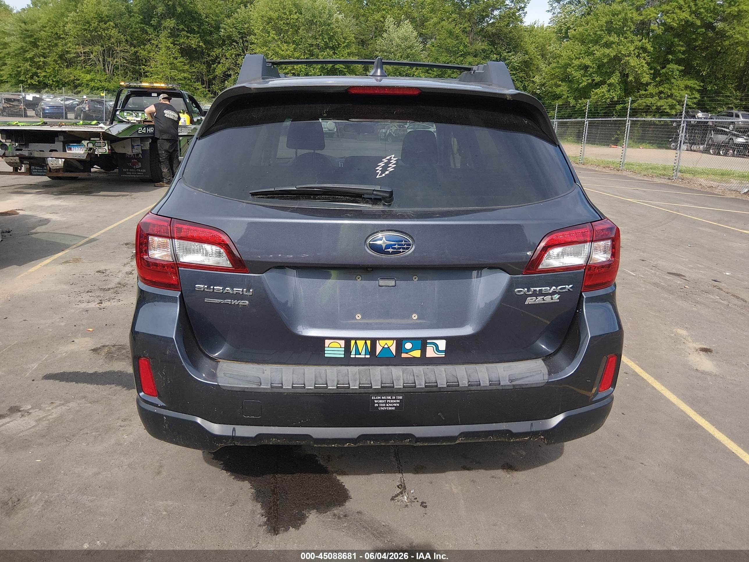 2017 Subaru Outback 2.5i Premium Gray vin: 4S4BSACC1H3313286