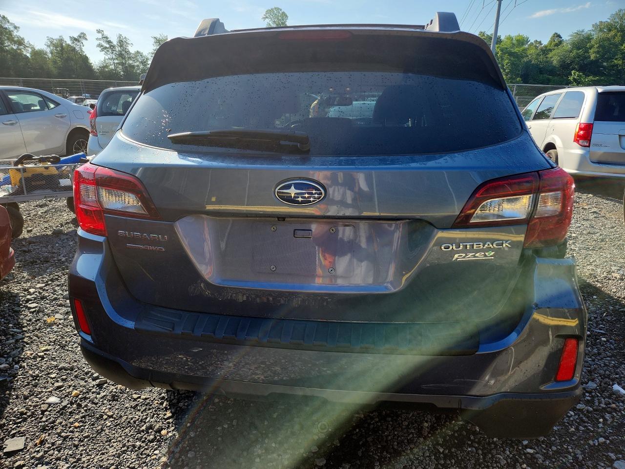 2015 Subaru Outback 2.5i Premium Blue vin: 4S4BSACC2F3222363