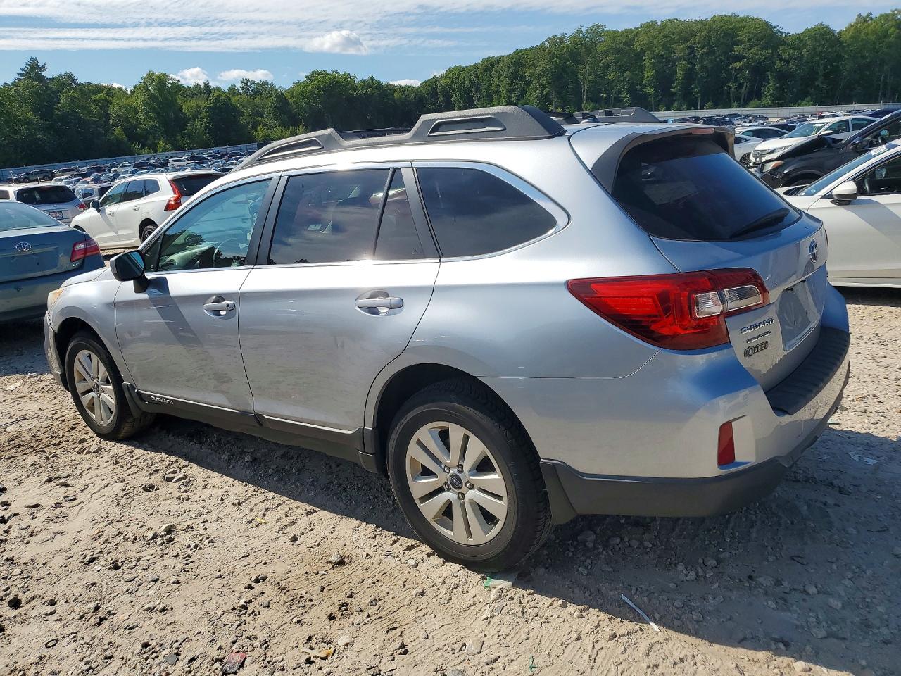 2015 Subaru Outback 2.5i Premium Silver vin: 4S4BSACC2F3232973