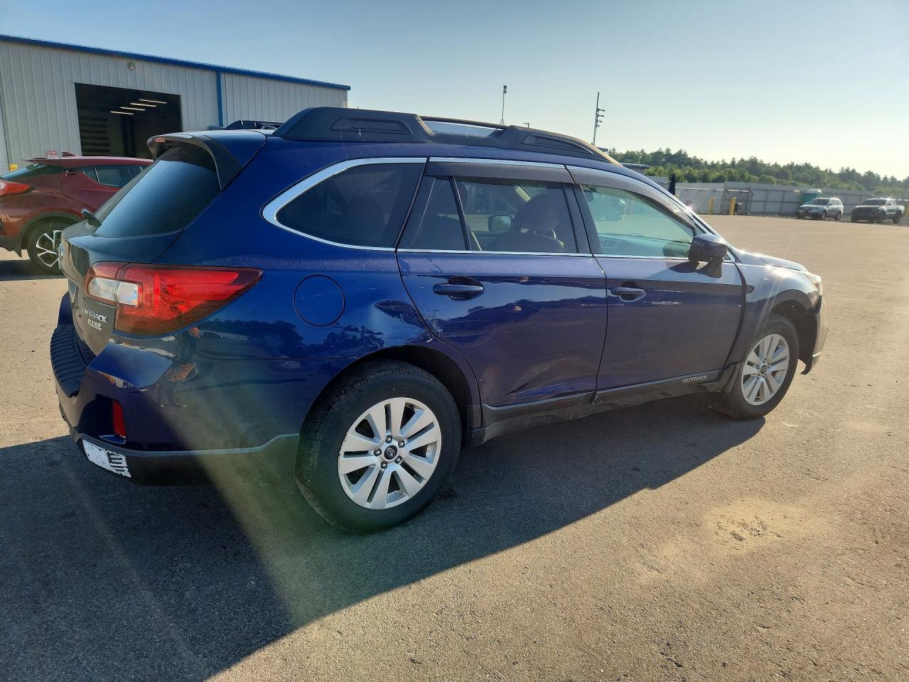 2015 Subaru Outback 2.5i Premium Blue vin: 4S4BSACC2F3265746