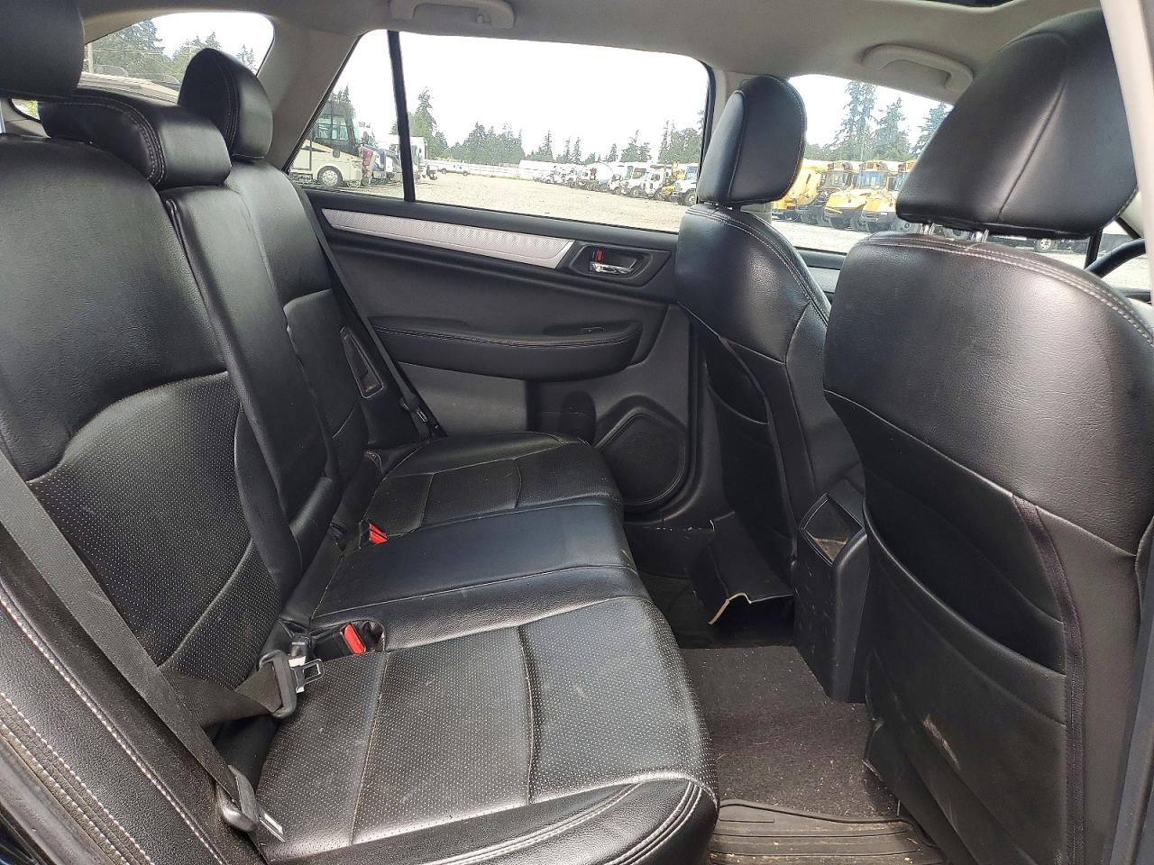 2015 Subaru Outback 2.5i Premium Black vin: 4S4BSACC2F3309342