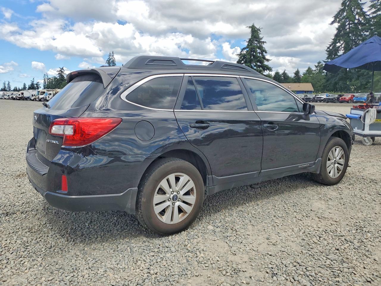 2015 Subaru Outback 2.5i Premium Black vin: 4S4BSACC2F3309342