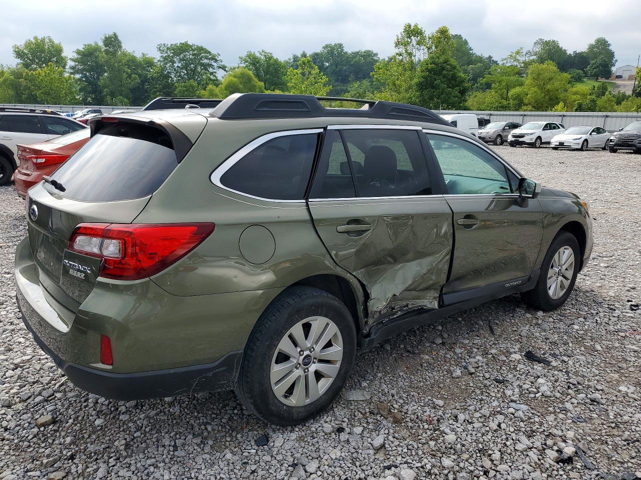 2015 Subaru Outback 2.5i Premium Green vin: 4S4BSACC3F3317787