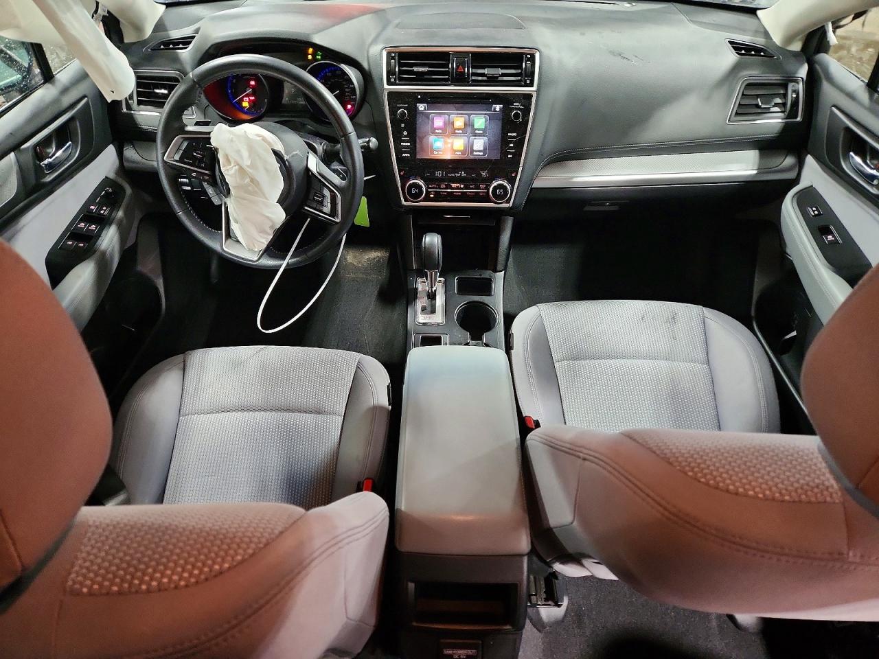 2018 Subaru Outback 2.5i Premium Gray vin: 4S4BSACC3J3283083