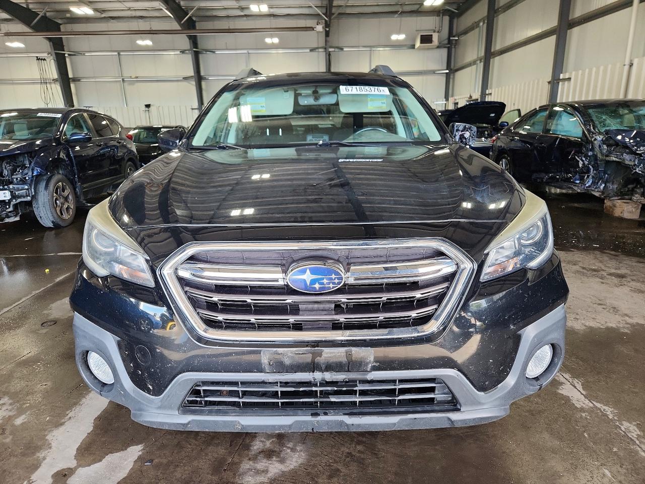 2018 Subaru Outback 2.5i Premium Black vin: 4S4BSACC3J3345856