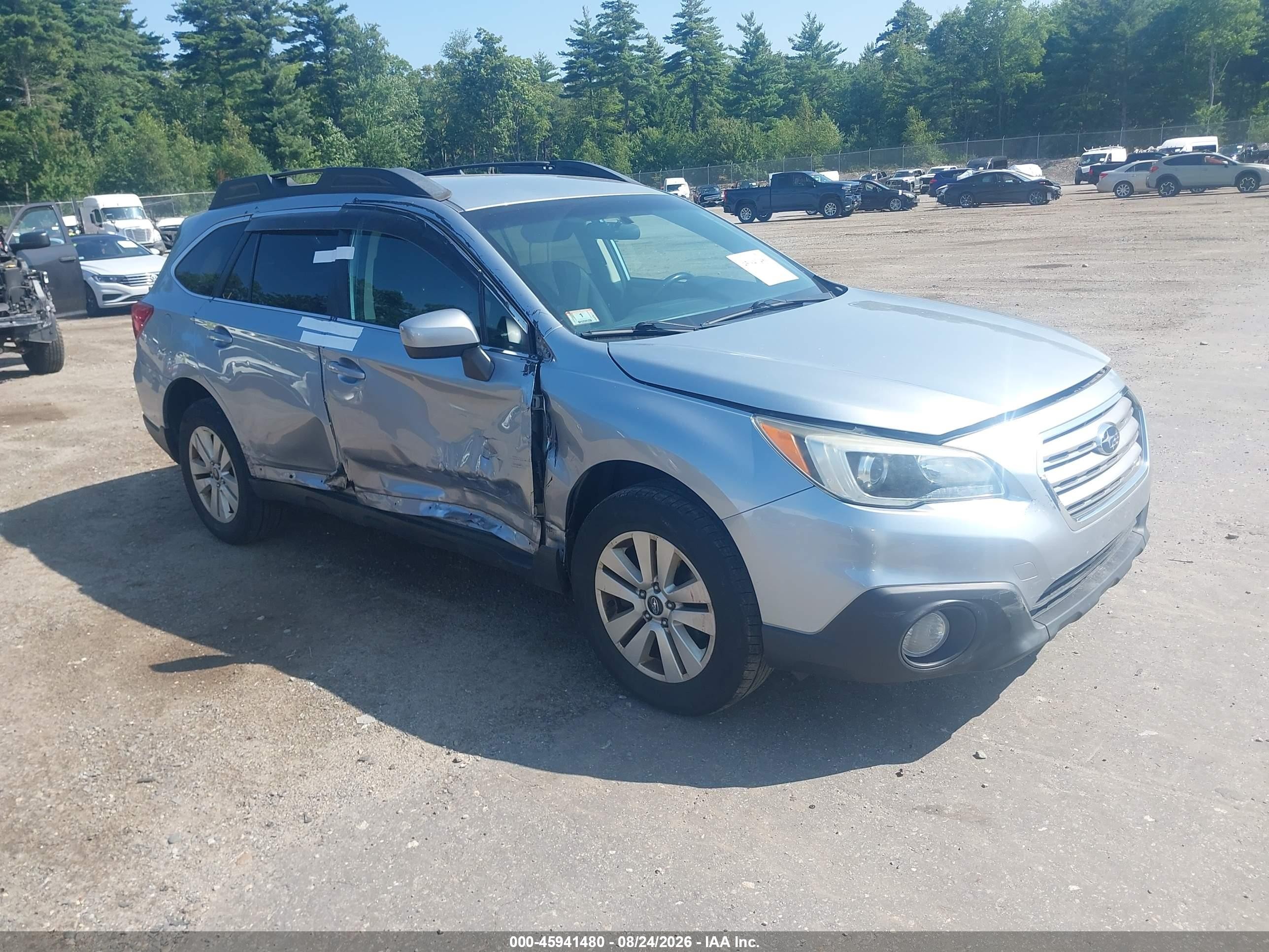 2015 Subaru Outback 2.5i Premium Серебряный vin: 4S4BSACC4F3237074