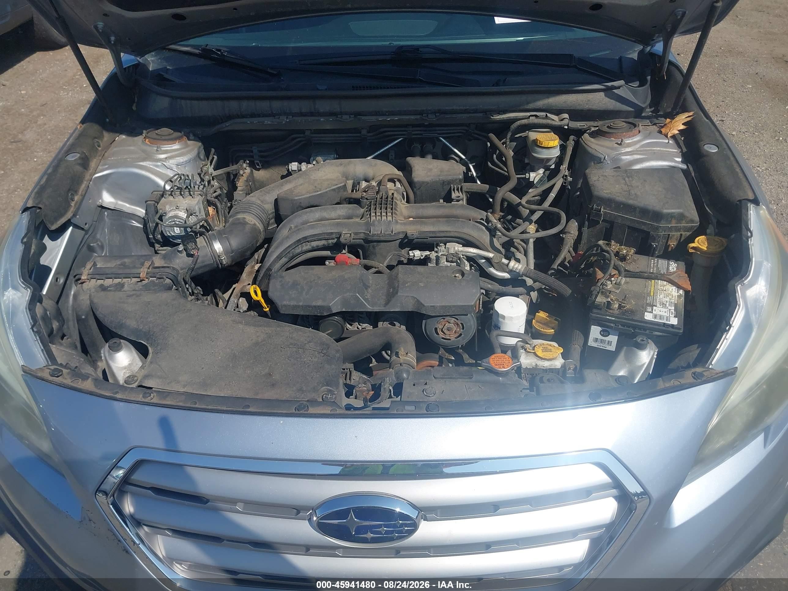 2015 Subaru Outback 2.5i Premium Серебряный vin: 4S4BSACC4F3237074