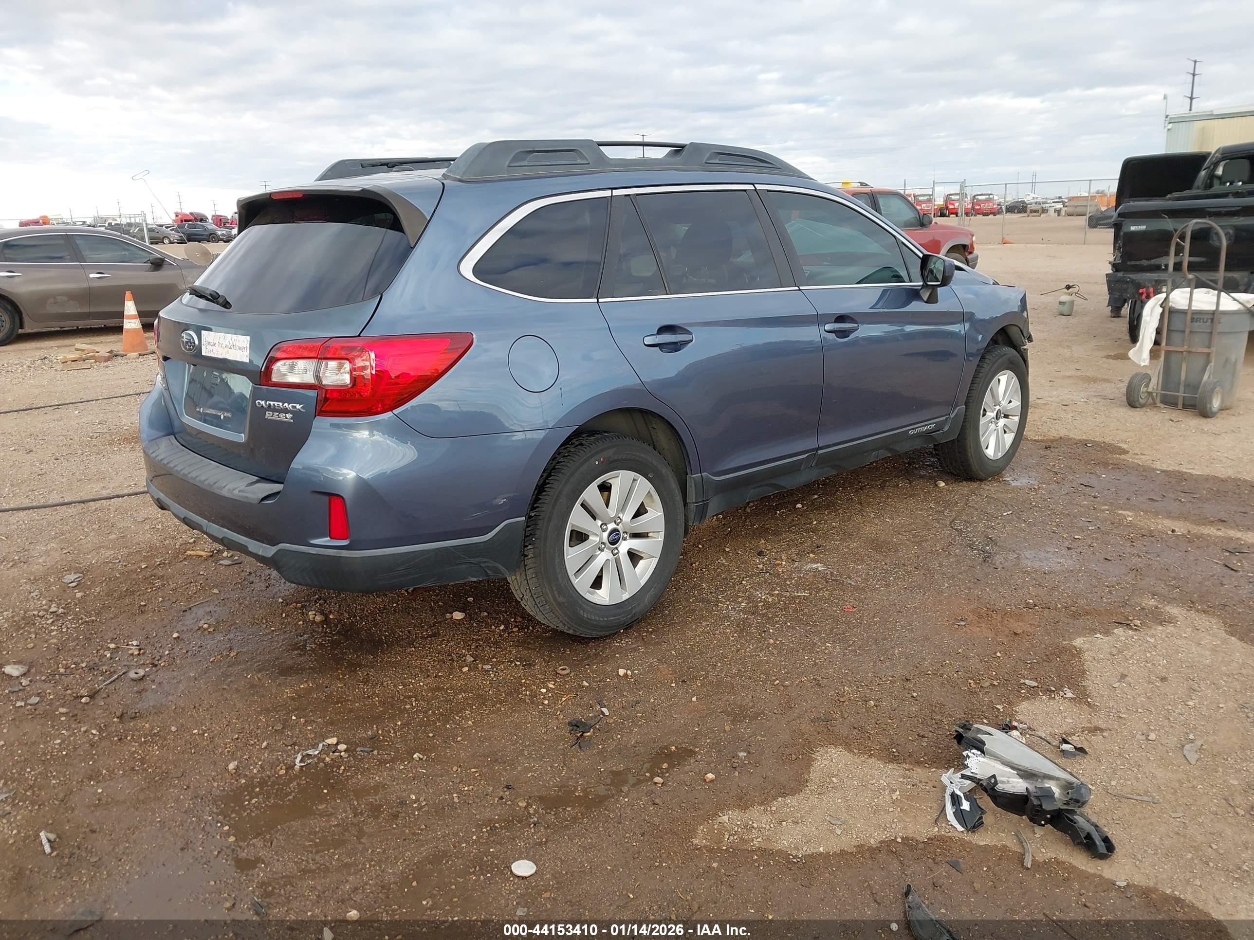 2015 Subaru Outback 2.5i Premium Blue vin: 4S4BSACC4F3348384