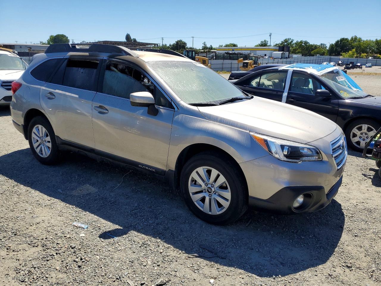 2015 Subaru Outback 2.5i Premium Tan vin: 4S4BSACC5F3243434