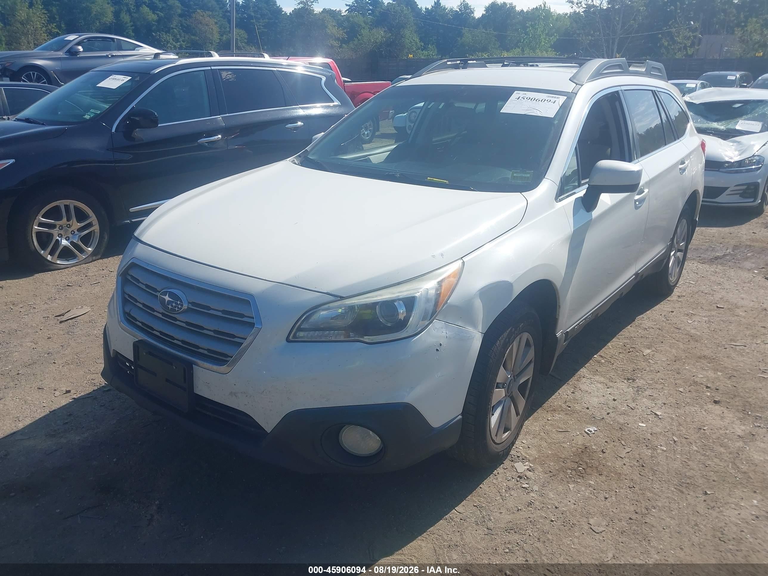 2015 Subaru Outback 2.5i Premium White vin: 4S4BSACC5F3279639